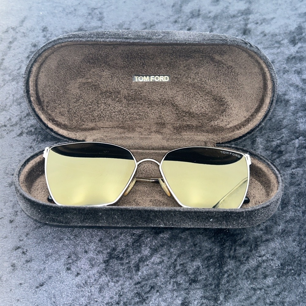 Tom Ford HELENA FT 0653 Shiny Rose Gold/Grey With Gold Mirror (28C) Sunglasses